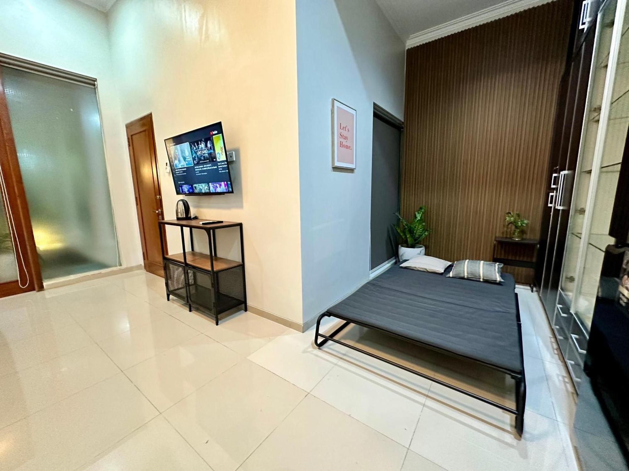 Cendhani Raras Gallery Kejayan المظهر الخارجي الصورة